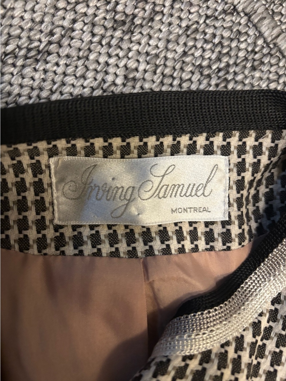 Classic Houndstooth Jacket - Women's Tailored Coat & matching skirt. - Picture 9 of 14